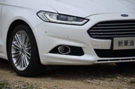 试驾长安福特新蒙迪欧2013款2.0L