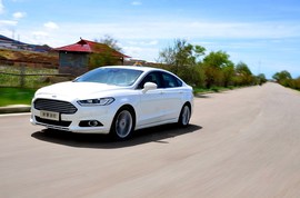 试驾长安福特新蒙迪欧2013款2.0L