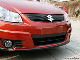 2009款铃木天语SX4两厢