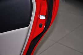 2012款马自达MAZDA6