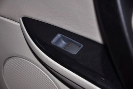2012款马自达MAZDA6