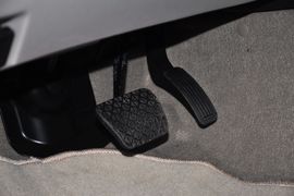 2012款马自达MAZDA6