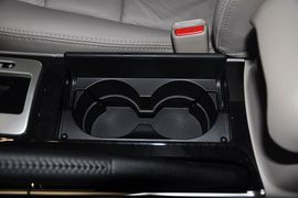 2012款马自达MAZDA6