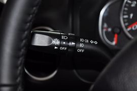 2012款马自达MAZDA6