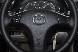 2012款马自达MAZDA6