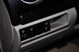 2012款马自达MAZDA6