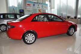 2012款马自达MAZDA6
