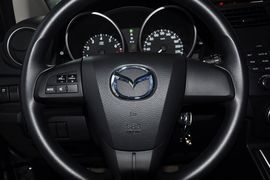 2013款马自达MAZDA5