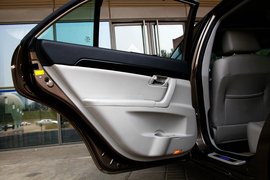 2013款吉利帝豪EC8