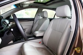 2013款吉利帝豪EC8