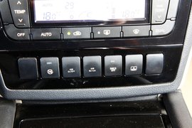 2013款吉利帝豪EC8