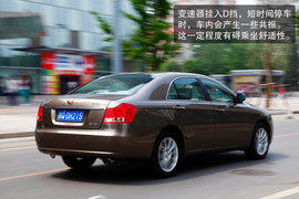 2013款吉利帝豪EC8