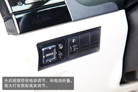 2013款吉利帝豪EC8