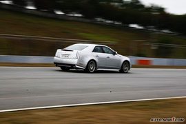 2009款CTS-V外观