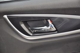 2013款本田凌派1.8L豪华版