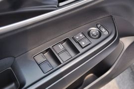 2013款本田凌派1.8L豪华版
