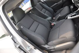 2013款本田凌派1.8L豪华版