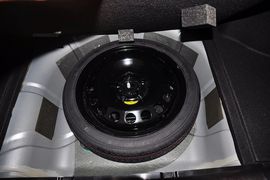 2013款北京绅宝2.0T精英版