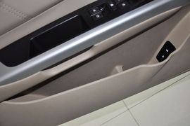 2013款北京绅宝2.0T精英版