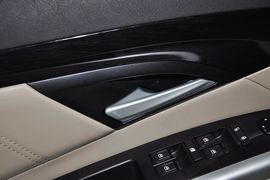 2013款北京绅宝2.0T精英版