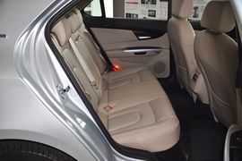 2013款北京绅宝2.0T精英版