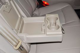 2013款北京绅宝2.0T精英版