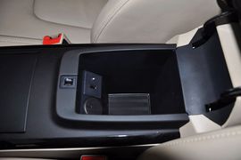 2013款北京绅宝2.0T精英版