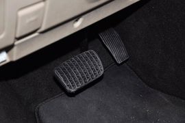 2013款北京绅宝2.0T精英版