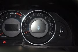 2013款北京绅宝2.0T精英版