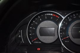 2013款北京绅宝2.0T精英版