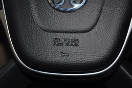 2013款北京绅宝2.0T精英版