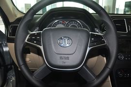 2013款北京绅宝2.0T精英版