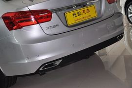 2013款北京绅宝2.0T精英版