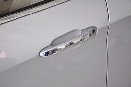 2013款北京绅宝2.0T精英版