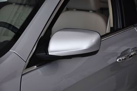 2013款北京绅宝2.0T精英版