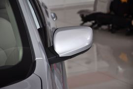 2013款北京绅宝2.0T精英版