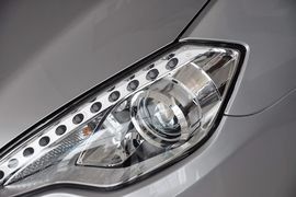 2013款北京绅宝2.0T精英版