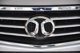 2013款北京绅宝2.0T精英版