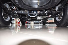 2013款日产帕拉丁2.4L手动两驱标准型