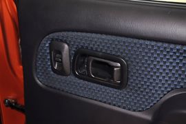 2013款日产帕拉丁2.4L手动两驱标准型