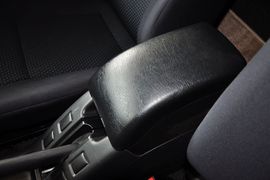 2013款日产帕拉丁2.4L手动两驱标准型