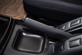 2013款日产帕拉丁2.4L手动两驱标准型