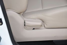 2013款起亚狮跑2.0L