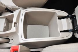 2013款起亚狮跑2.0L
