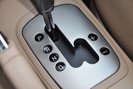 2013款起亚狮跑2.0L