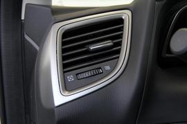 2017款马自达3昂克赛拉三厢