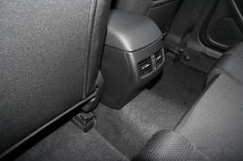 2017款马自达3昂克赛拉两厢