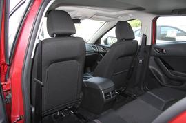 2017款马自达3昂克赛拉两厢