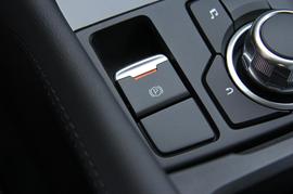 2017款马自达3昂克赛拉两厢