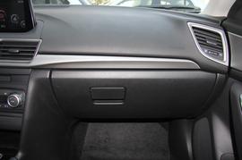 2017款马自达3昂克赛拉两厢